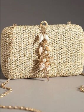 Shiraleah Under The Sea Clutch Straw Woven Crossbody Bag w/ Shell Charm | NEW